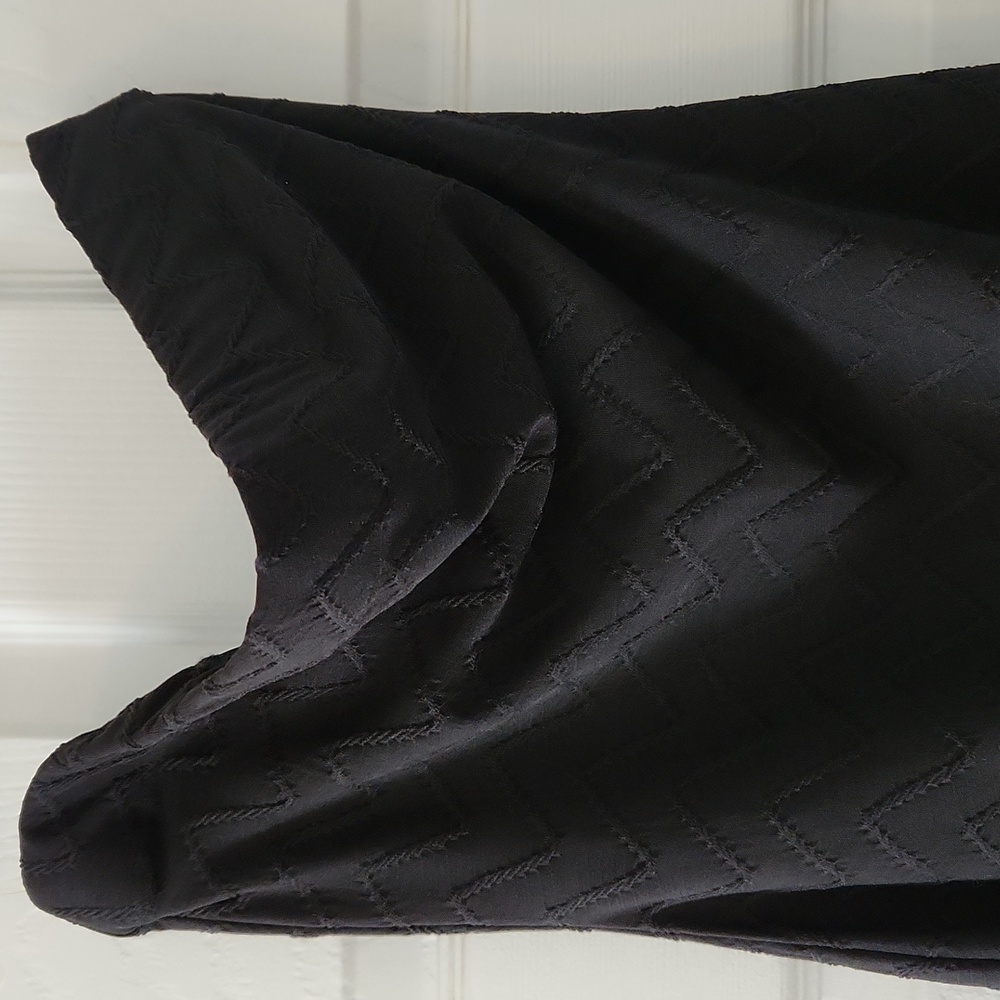 BLACK STRAPLESS DRESS - Picture 3 of 6